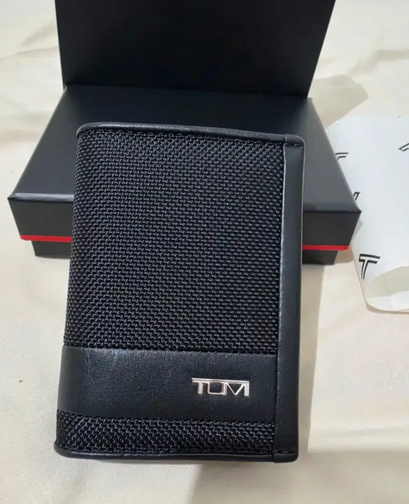 TUMI Gusseted Card Case  - ORIGINAL 100%