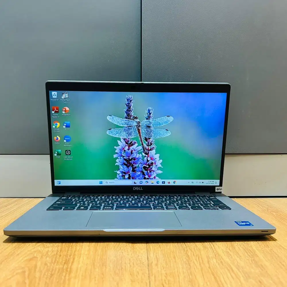 DELL LATITUDE 5420 //CORE i7GEN11 // INTEL IRIS