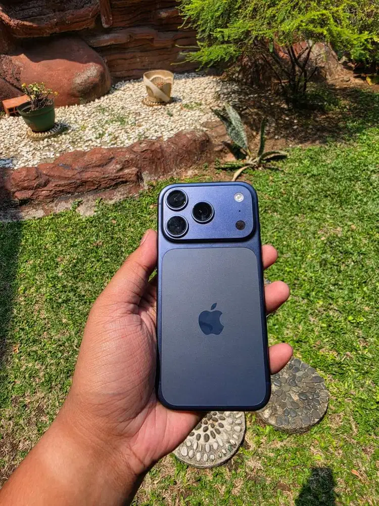 17 Pro 256gb iBox