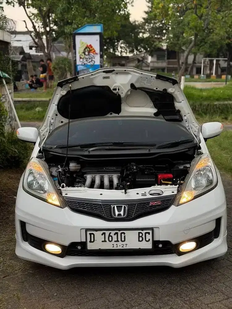 Honda Jazz RS MMC AT 2012 Putih Setangan Dari Baru