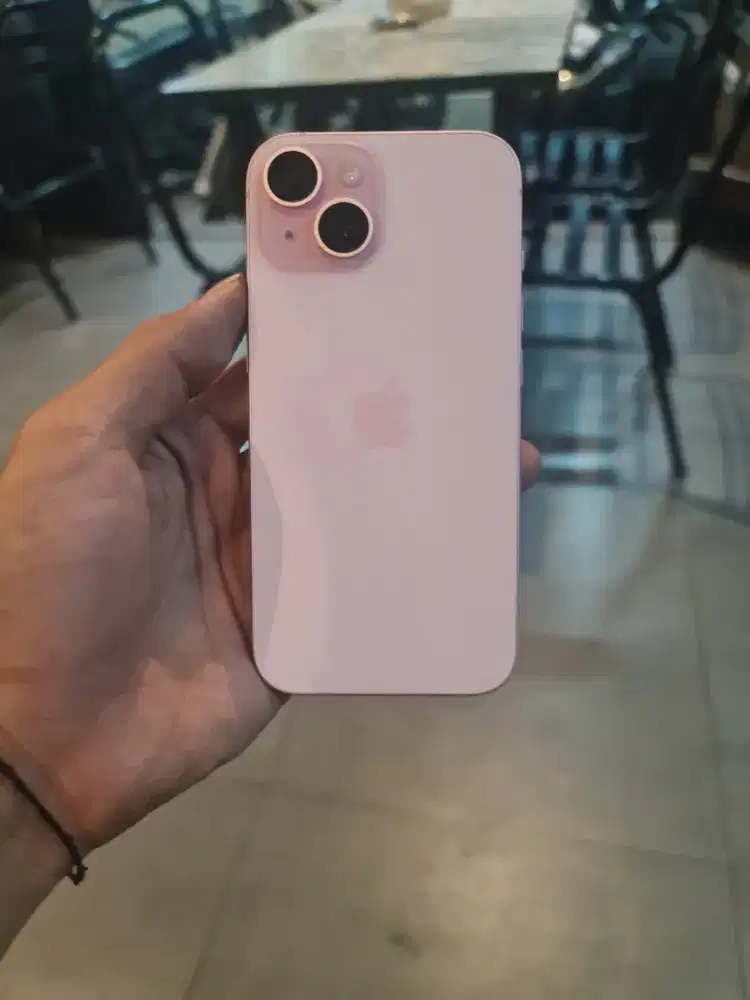 IPHONE 15 BASIC BEACUKAI 256GB BH 75 ORI MULUS NO MINUS HP+CAS