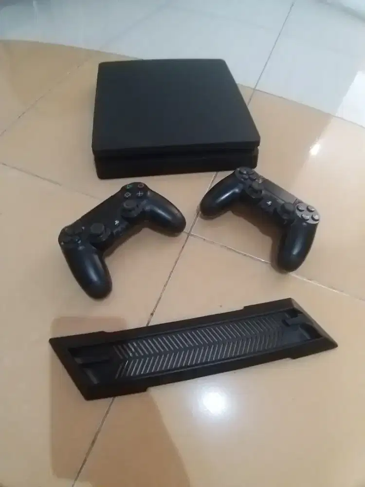 Ps4 slim 500gb fw ori fullgame digital lengkap mulus bisa TT