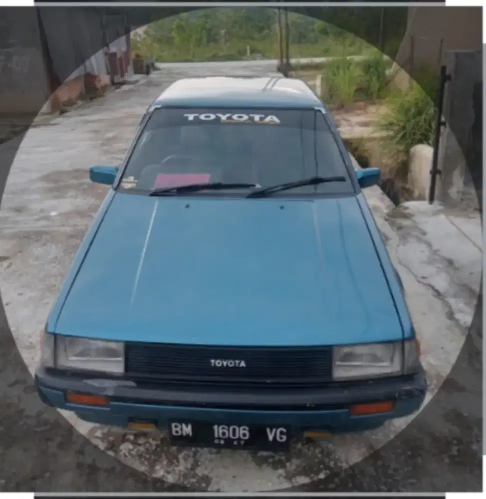Sedan Corolla SE 1984