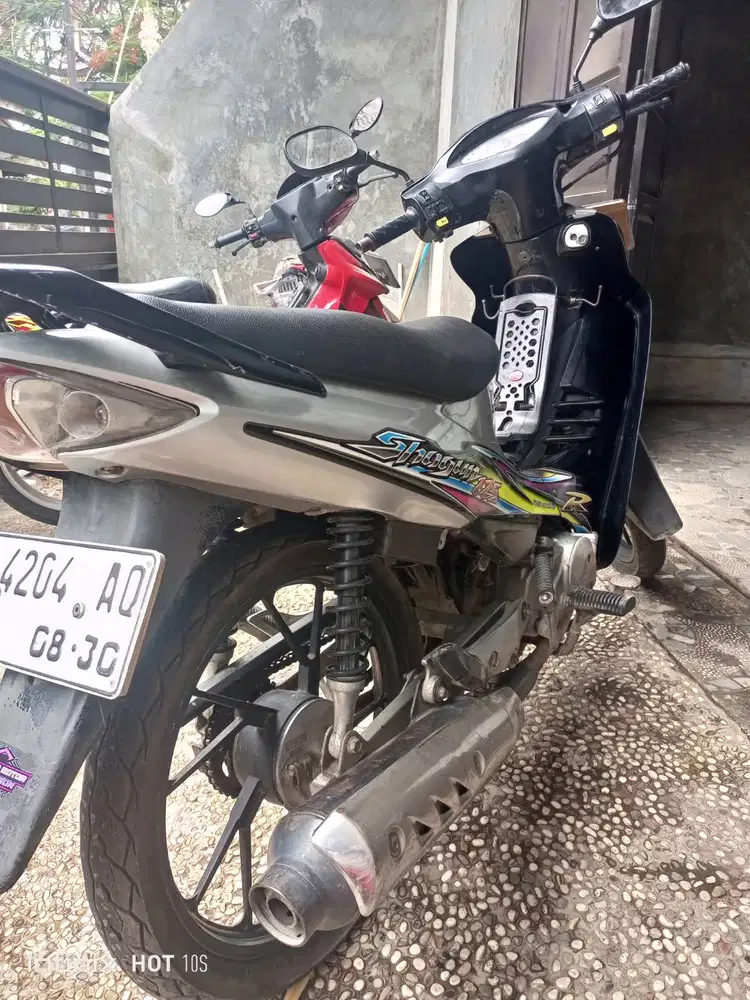 Suzuki Shogun 125 R tahun 2005