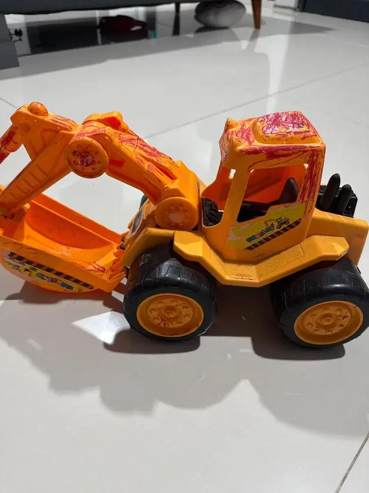Jual mainan excavator bekas