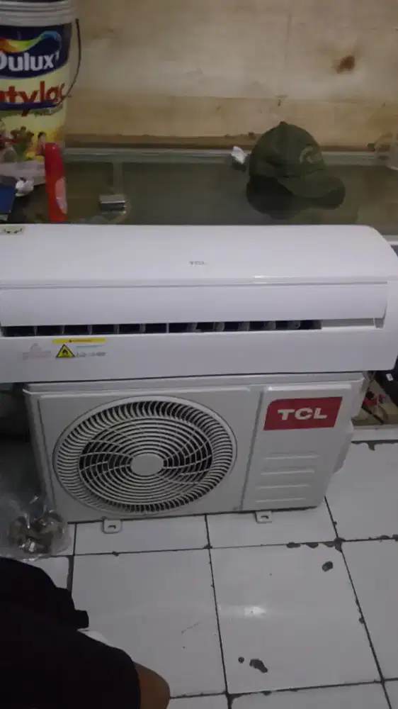 AC tcl 1/2 PK  Lik new normal siap pasng.