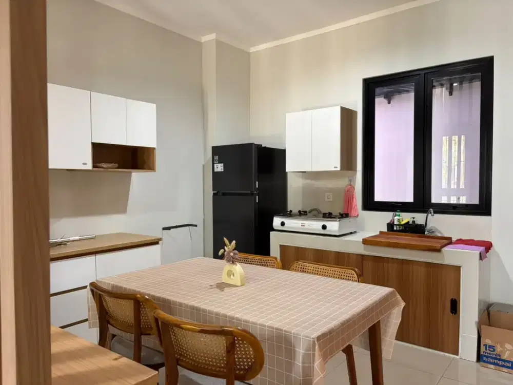 Jual cepat rumah 2 lantai siap huni di cluster regia, Summarecon crown gading bekasi