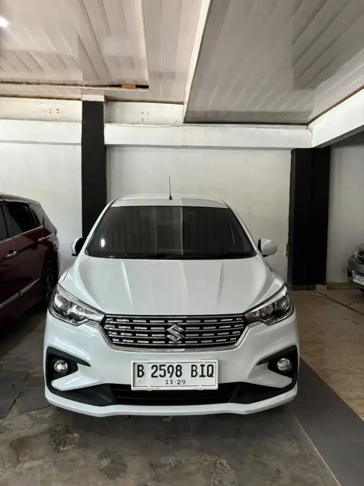ERTIGA GL 2019 AT KM LOW