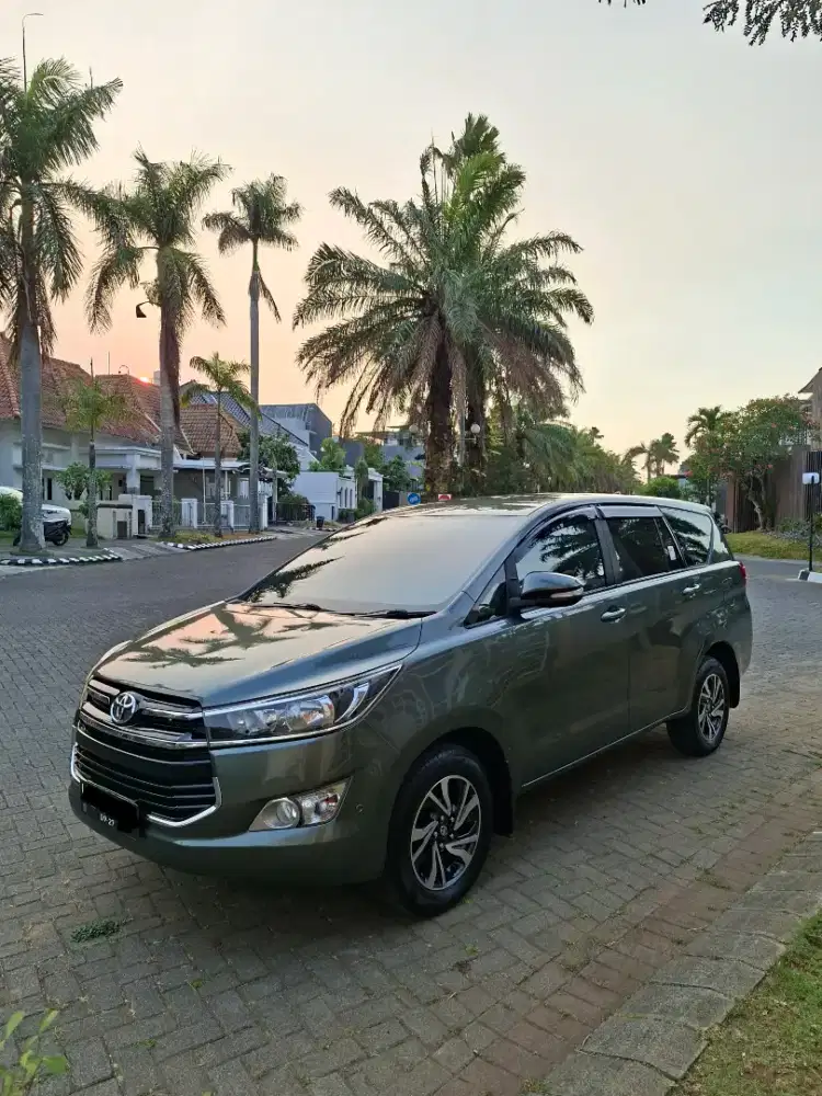 For Sale Innova Reborn Diesel 2.4 V Automatic