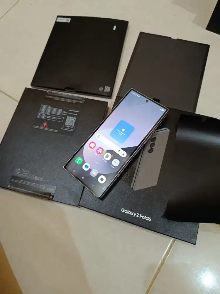 Samsung Zfold 6 12/512 Sein like new jossss , msih gransi