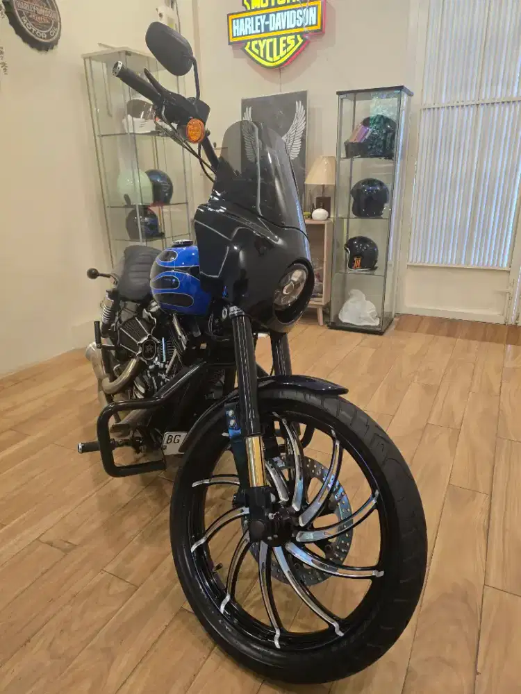 Harley Davidson Dyna Clubstyle 2012 FP - Moonlight Blue
