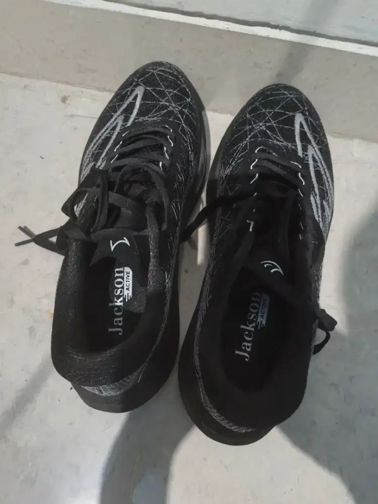 Sepatu jackson active