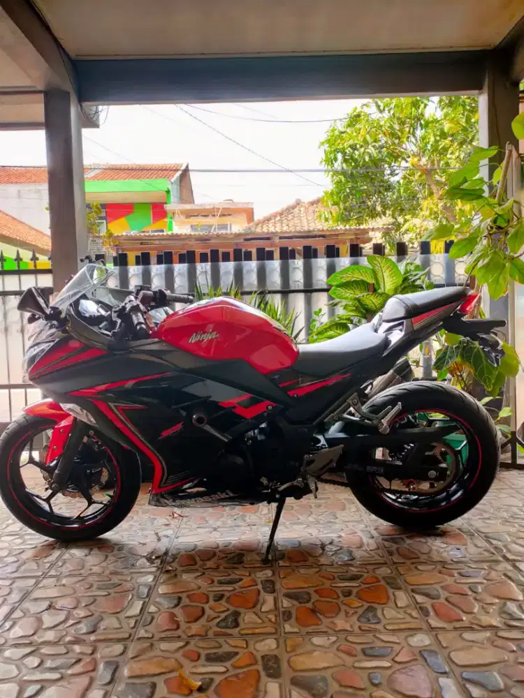KAWASAKI 2016 SPESIAL EDITION
NINJA 2016
