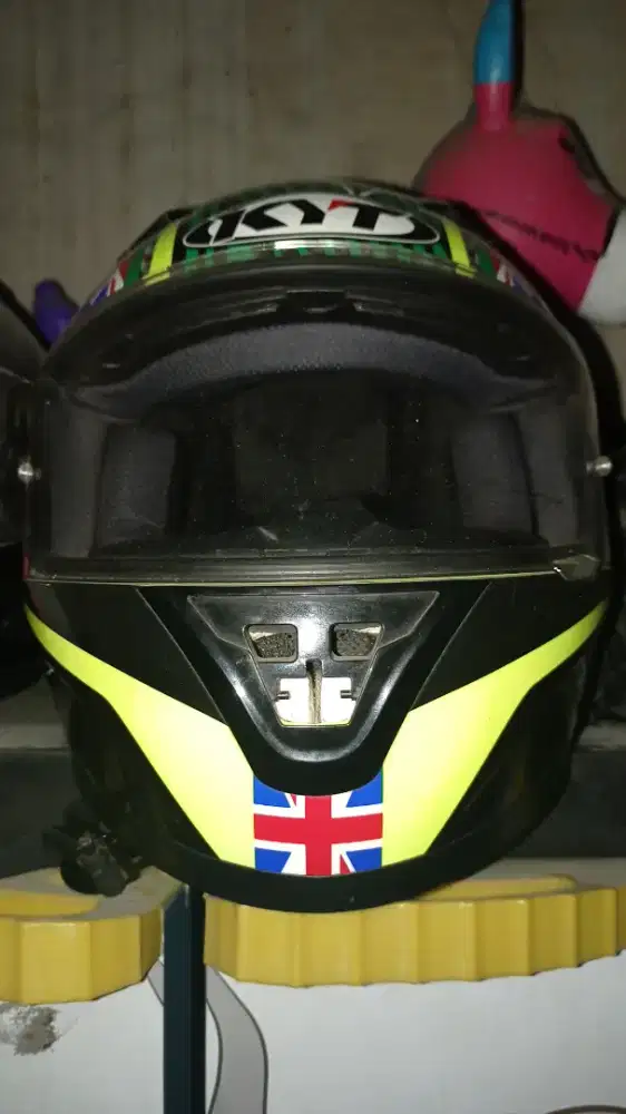 Dijual aja helm kyt r10