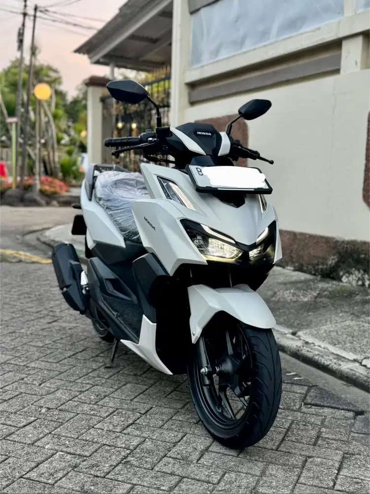 KM 500 KILO! HONDA VARIO 160 CBS SPECIAL EDITION 2025 PAJAK 04-2026
