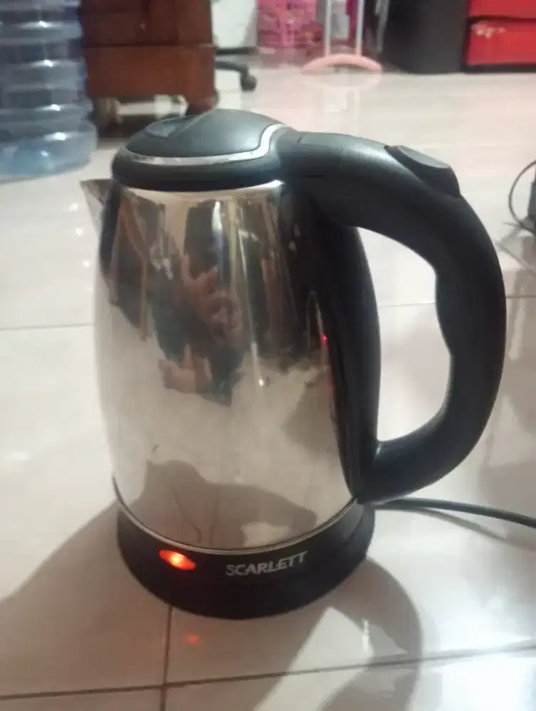 Teko listrik kapasitas 2 liter