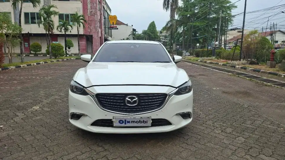 Mazda 6 2.5 Bensin AT 2014 Putih
