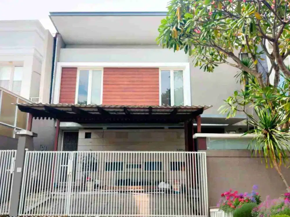 Dijual Rumah Taman Puspa Raya Citraland Dekat Pasar Modern