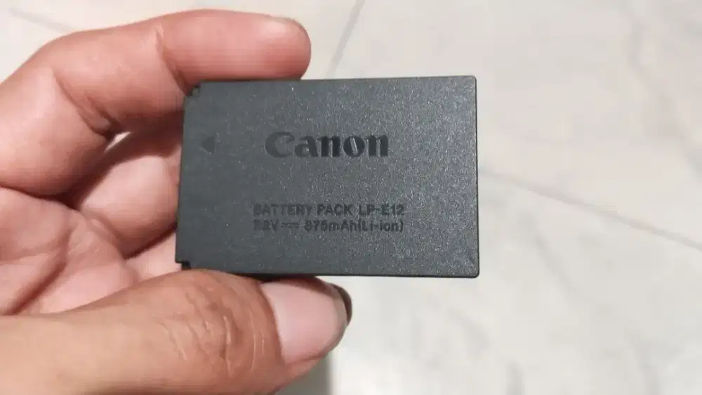 Batre original canon lpe12 free case kingma