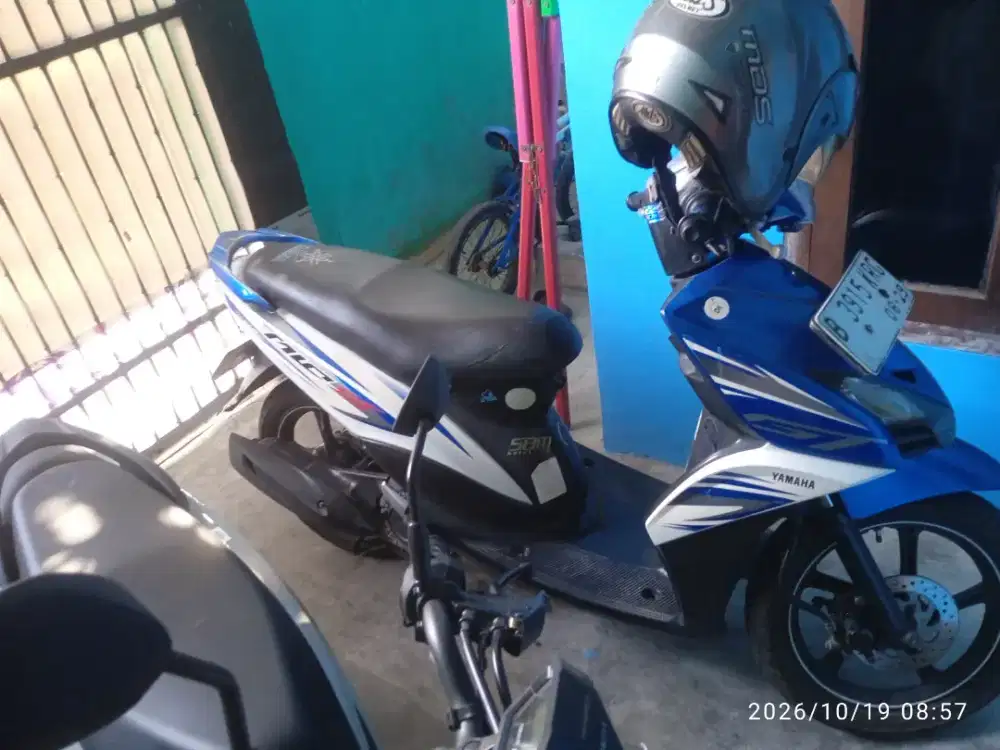 yamaha mio Gt  warna biru putih ,surat2 lengkap bpkb n stnk