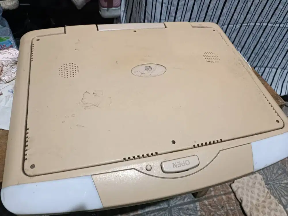 Tv mobil bekas copotan