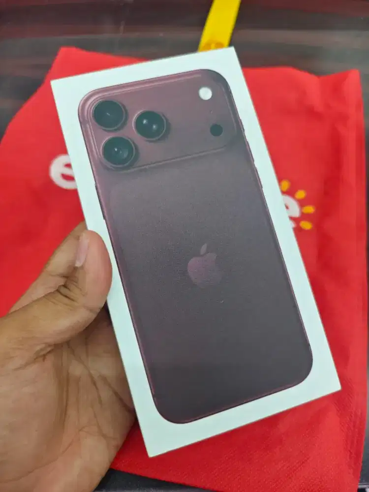 iPhone 18 Pro Max 256 GB Burgundi