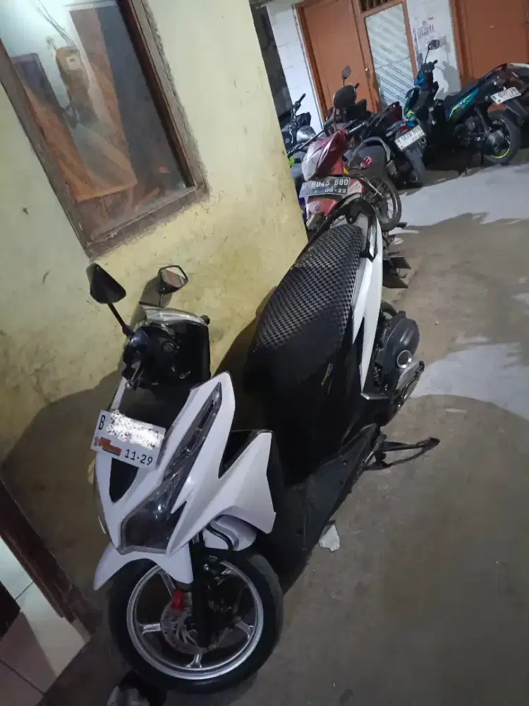 Vario 125 th 2014 ss BPKB+faktur