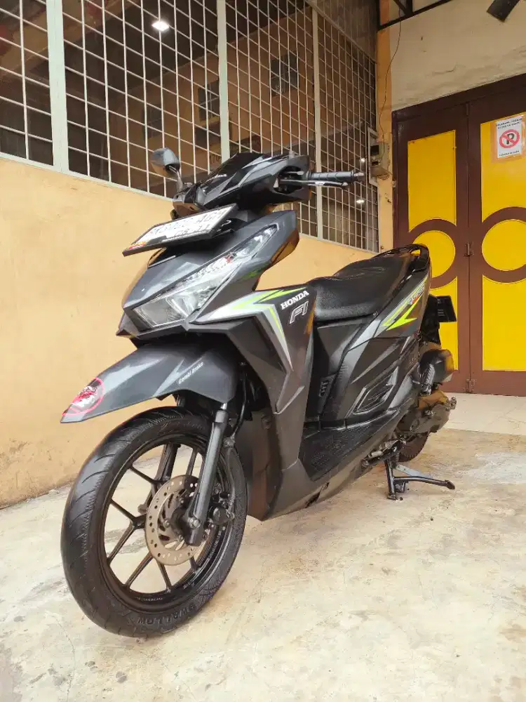 Honda Vario / Vario 125 CBS ISS Fi 2016, Grey Premium Metalic, Mulus.