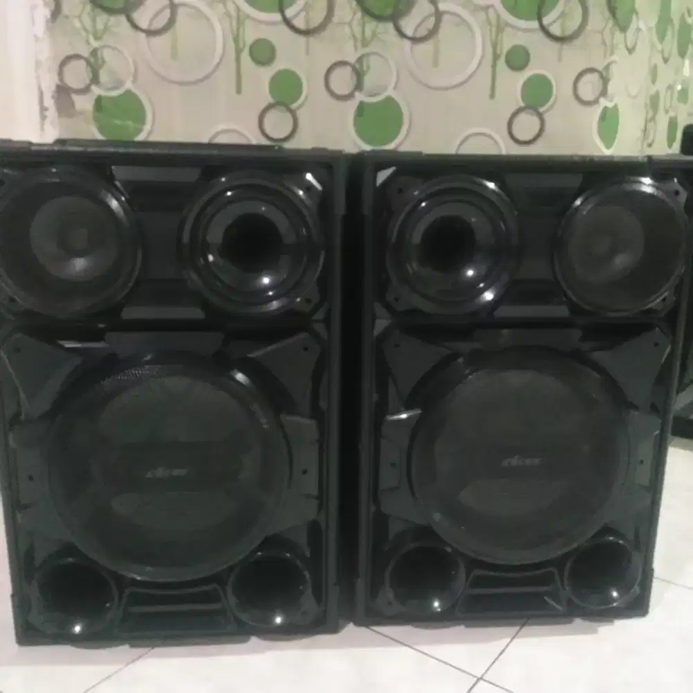 Speaker aktif Dat