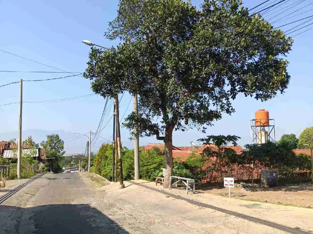 Tanah kavling view pegunungan - Jalan sudah di Cor beton