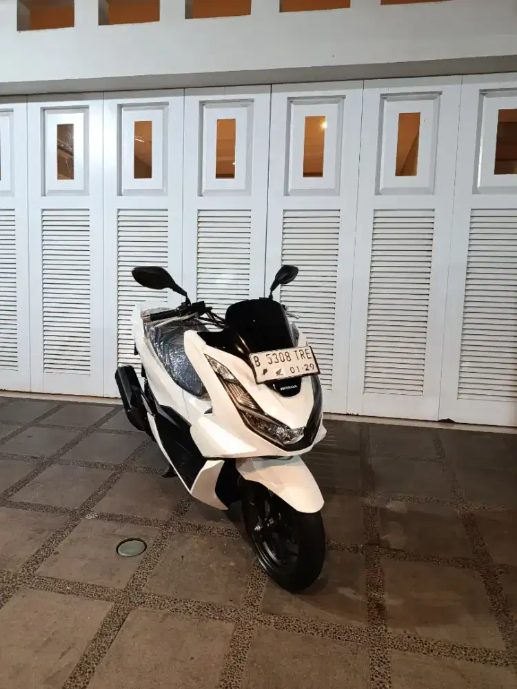 Honda pcx cbs tahun 2024