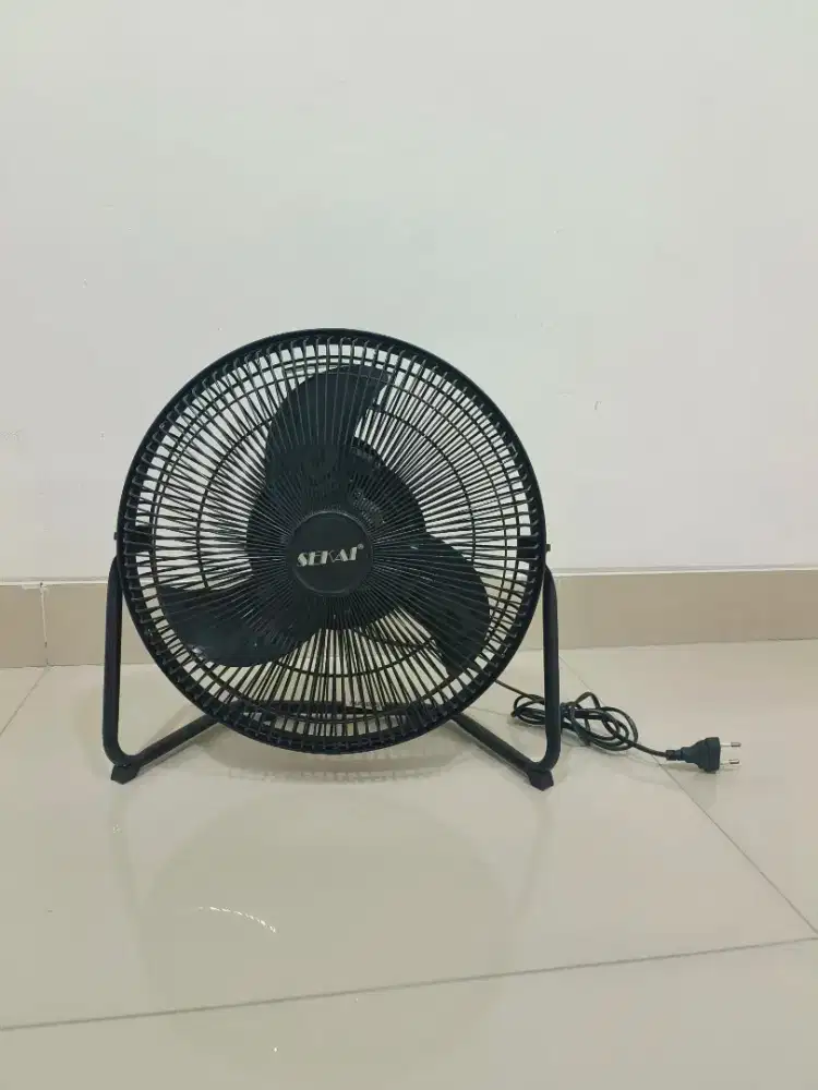 Kipas angin sekai ukuran 12 inchi hitam