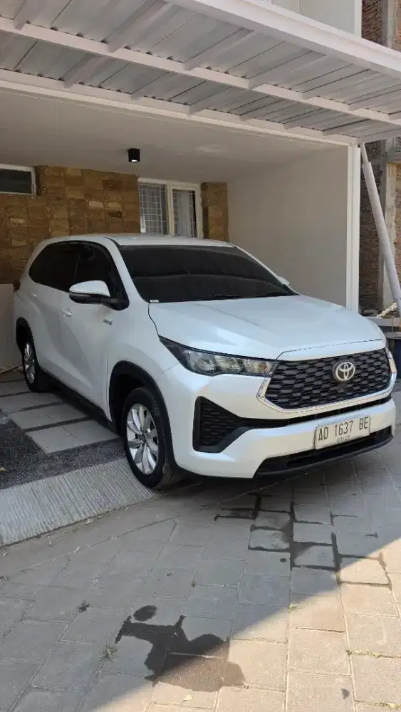 Toyota Kijang Innova Zenix Hybrid 2022 (23)