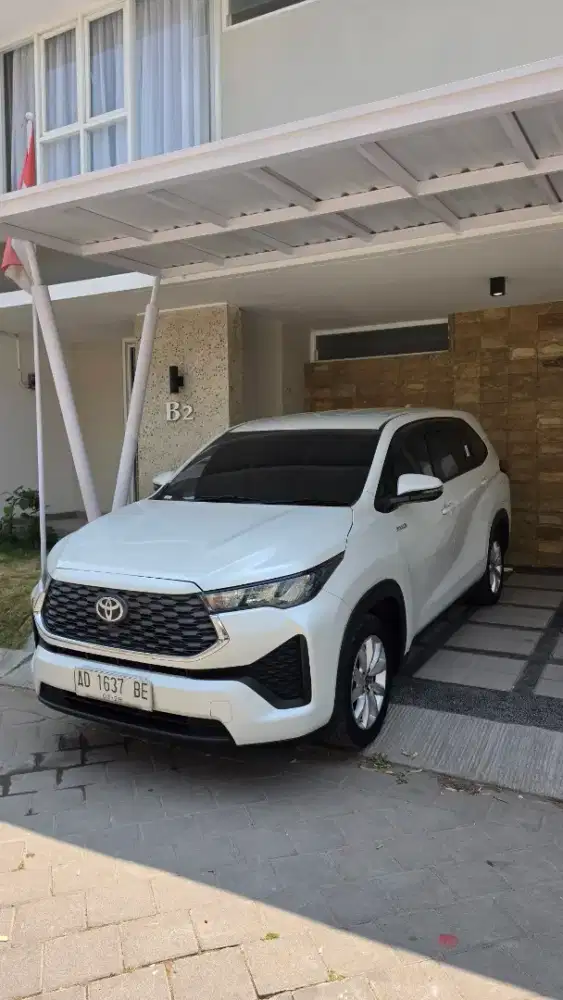 Toyota Kijang Innova Zenix Hybrid 2022 (23)