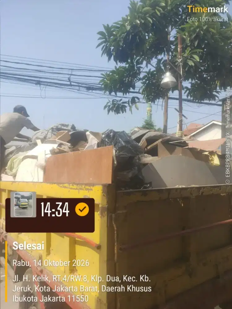 Jasa buang puing dan angkutan sampah furniture