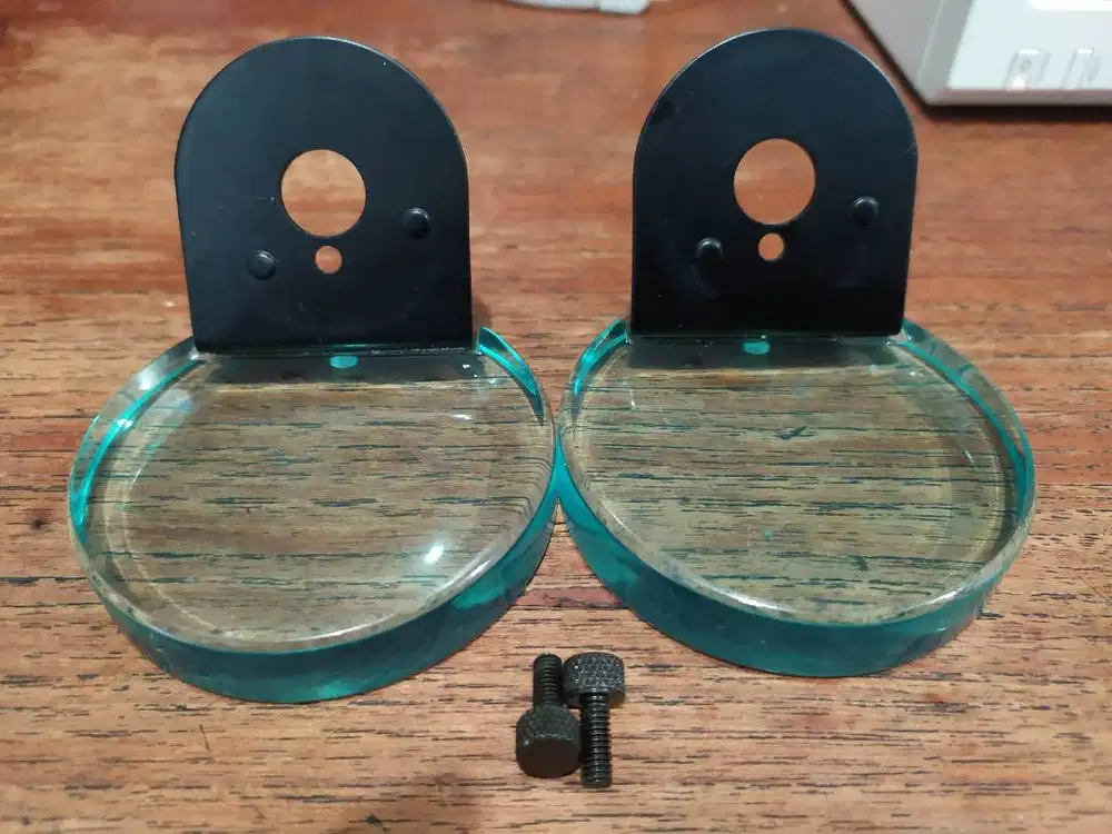 Table Stand Dudukan Satellite Speaker Bose Companion 3 GTS-3 Original
