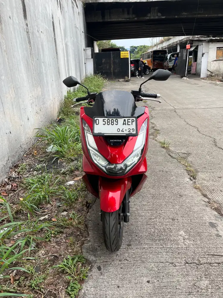 Honda all new PCX 160 merah (non abs)