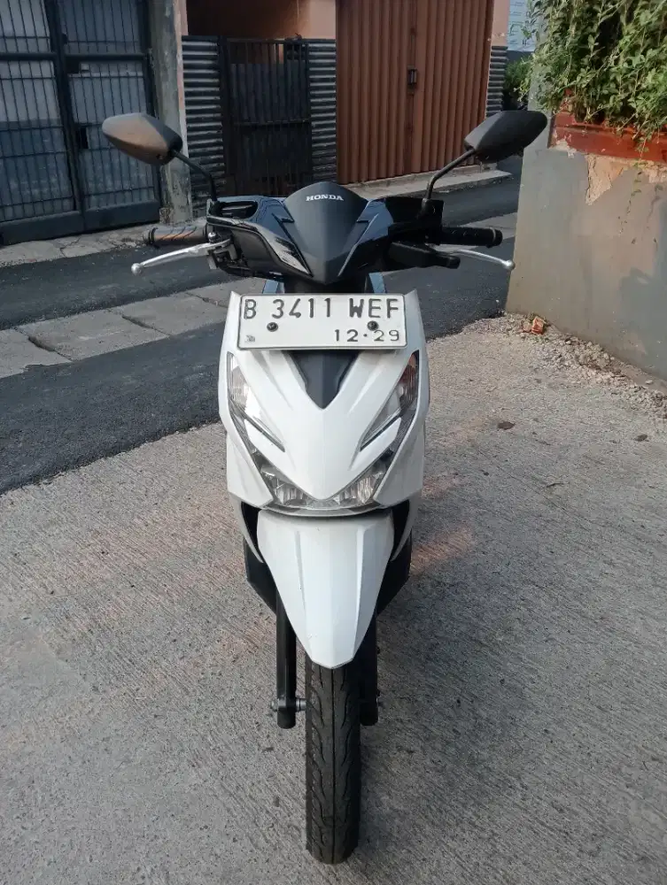 Di jual Honda beat cbs 2024 pajak panjang