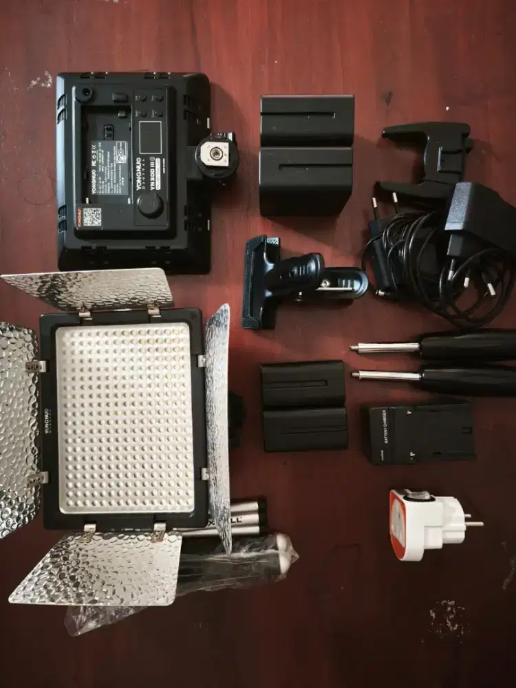 Lighting youngnuo 2 set