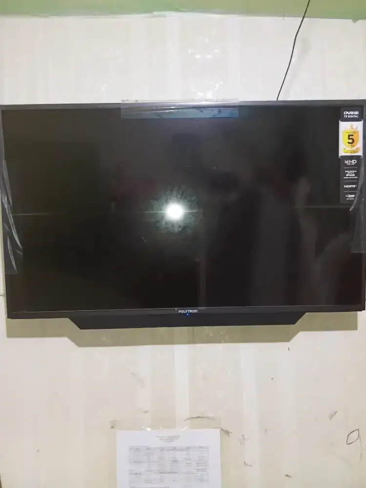 Dijual cepat tv polytron 40 digital, kondisi 90%, garansi ada,nego
