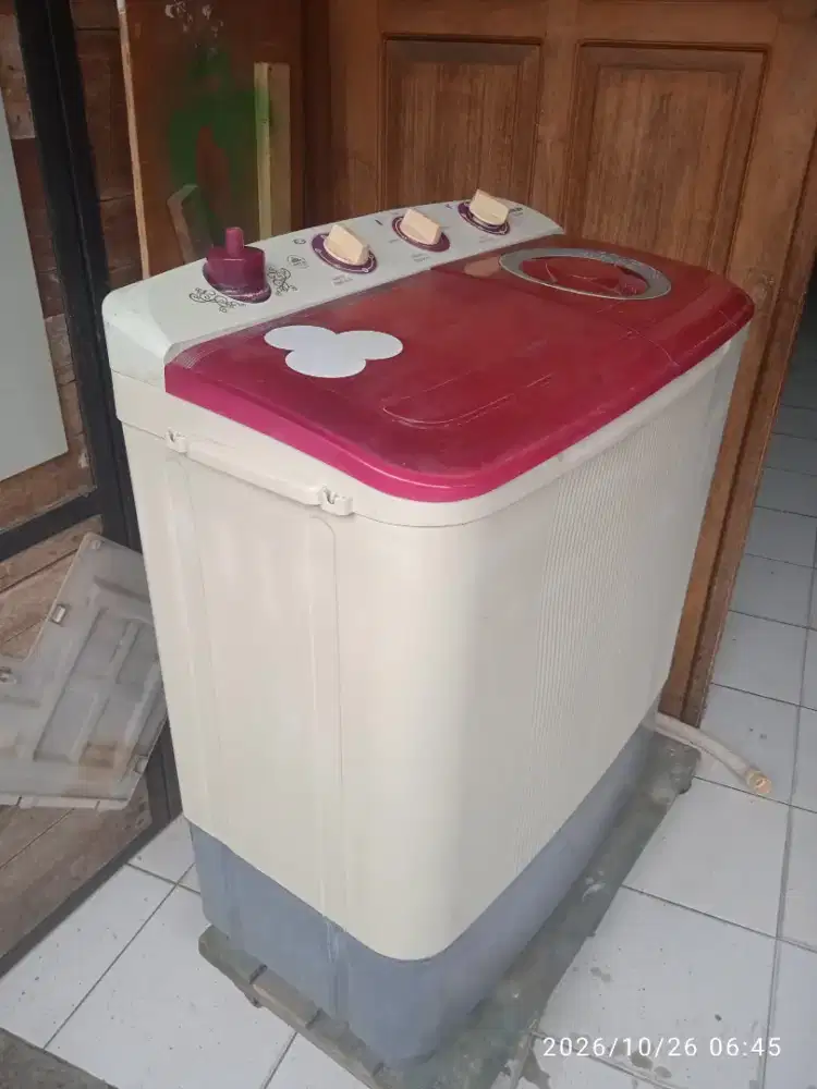 Mesin cuci merk SANKEN type TW 870