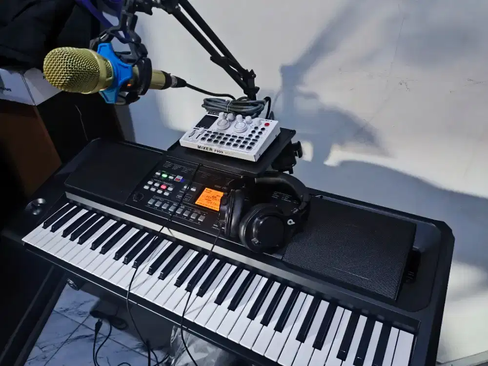 JUAL KEYBOARD KORG