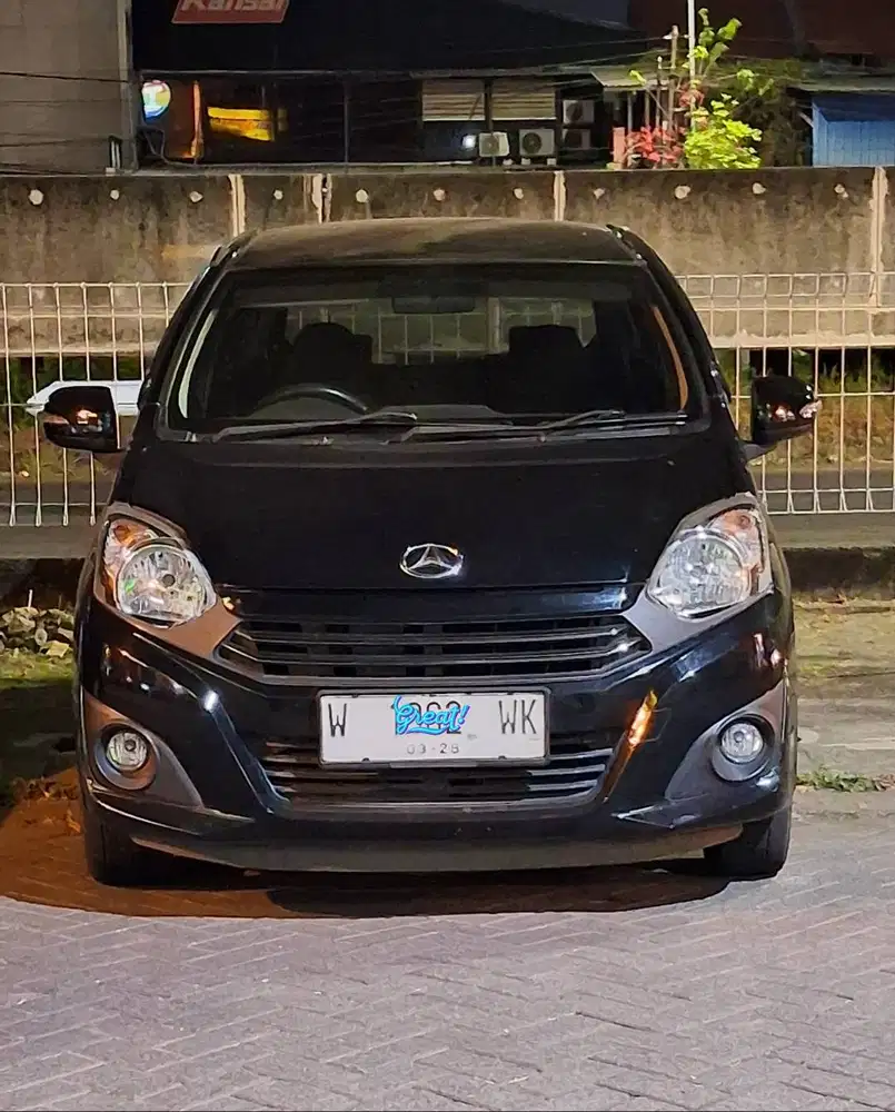 DAIHATSU AYLA 1.0 X Matic 2023 HITAM