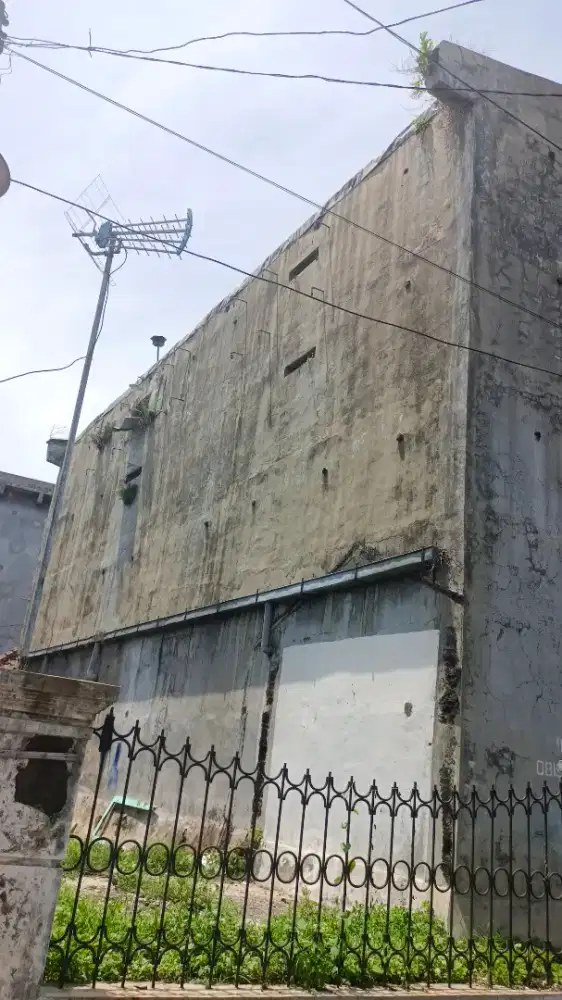 DIJUAL CEPAT TANAH DAN BANGUNAN ,BU HARGA NEGO