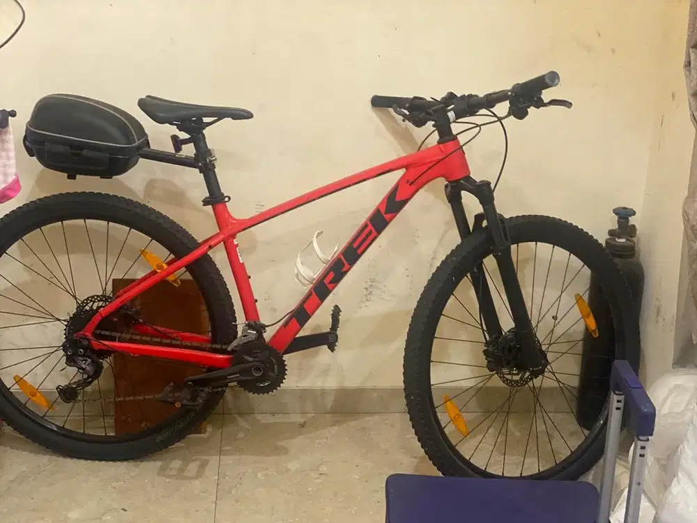 Sepeda trek mtb 29