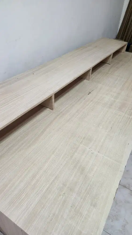 MEJA SERBAGUNA (komputer/buat jualan)