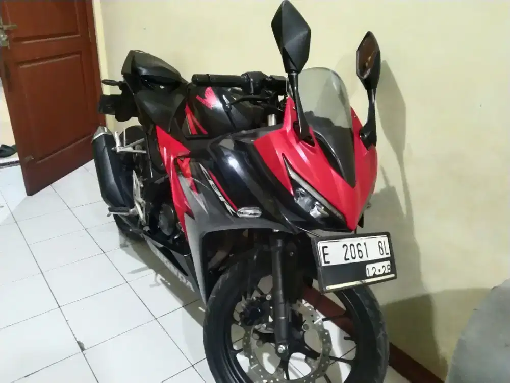 Honda CBR 150R 2018