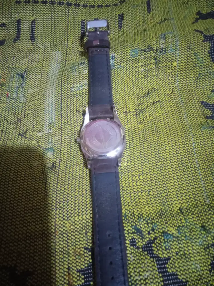 dijual jam tangan kulit  cewe merek French connection