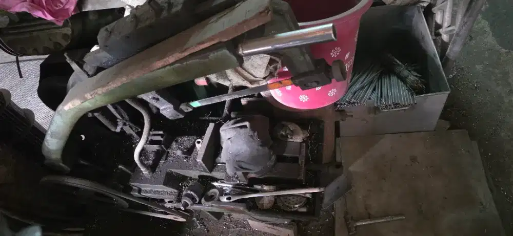 mesin potong tua