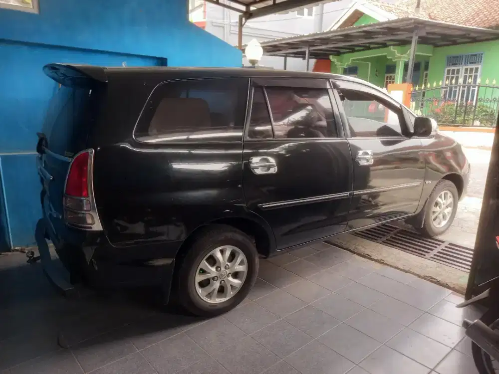 Innova bensin type V 2004/2005